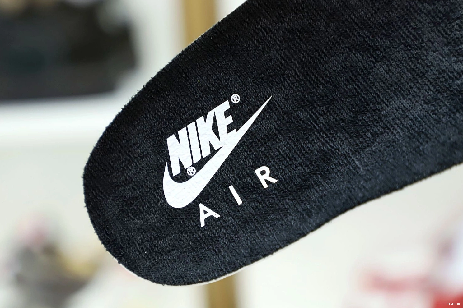 RETRO JORDAN 2018 11 AIR 'CONCORD' 0110